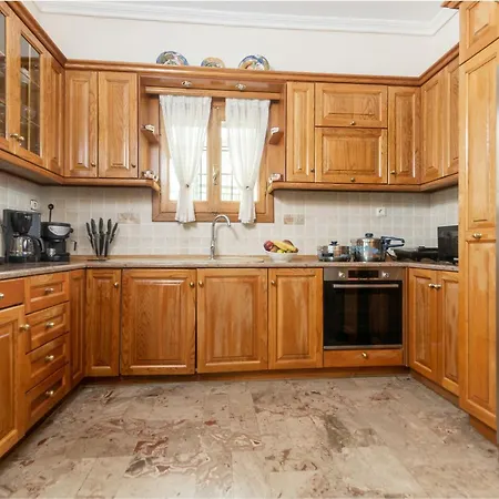 Semiramis Apartmán